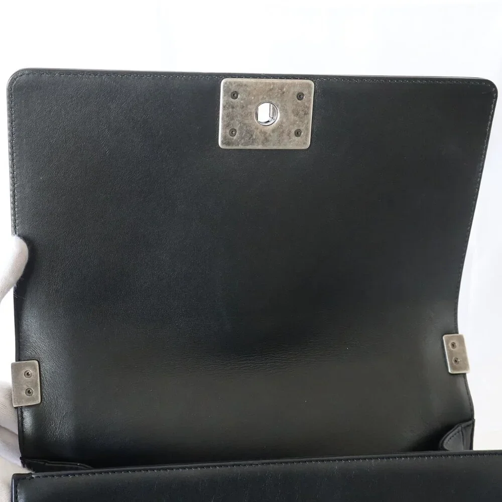 CHANEL classic shoulder